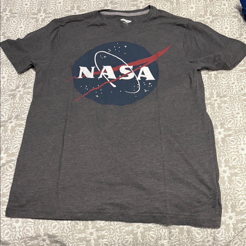 NASA Gray Graphic T-Shirt - Old Navy Adult Small